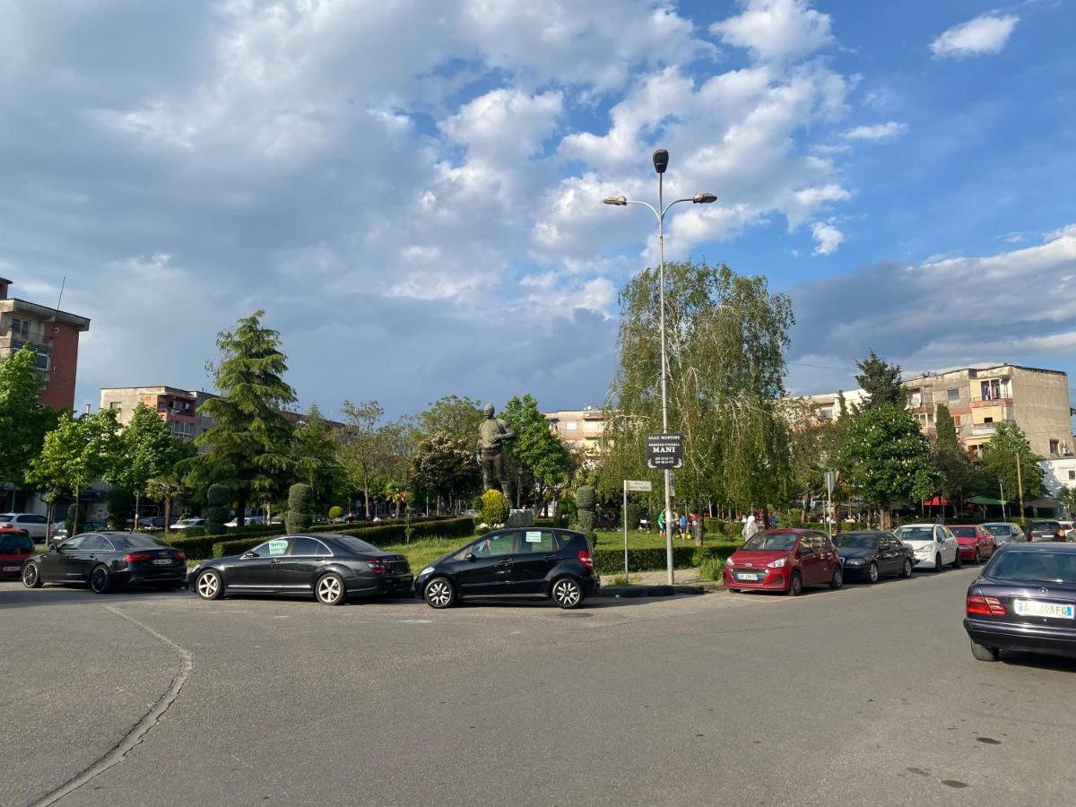Appartamento White Luxury Shkodër Esterno foto